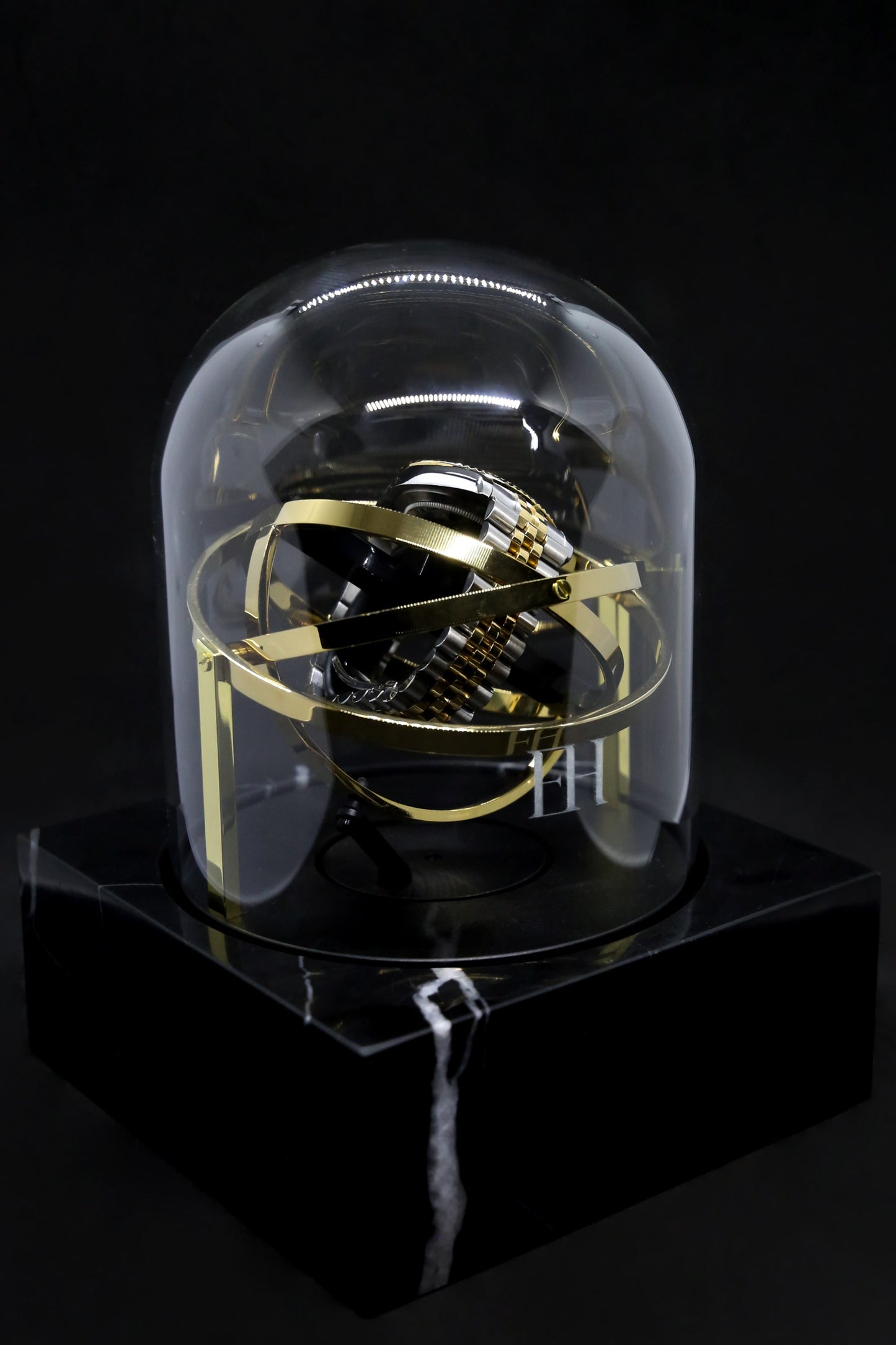 The Voyager I - Nero Marquina Base, Single