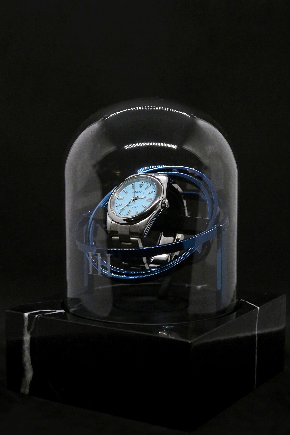 The Voyager I - Nero Marquina Base, Single