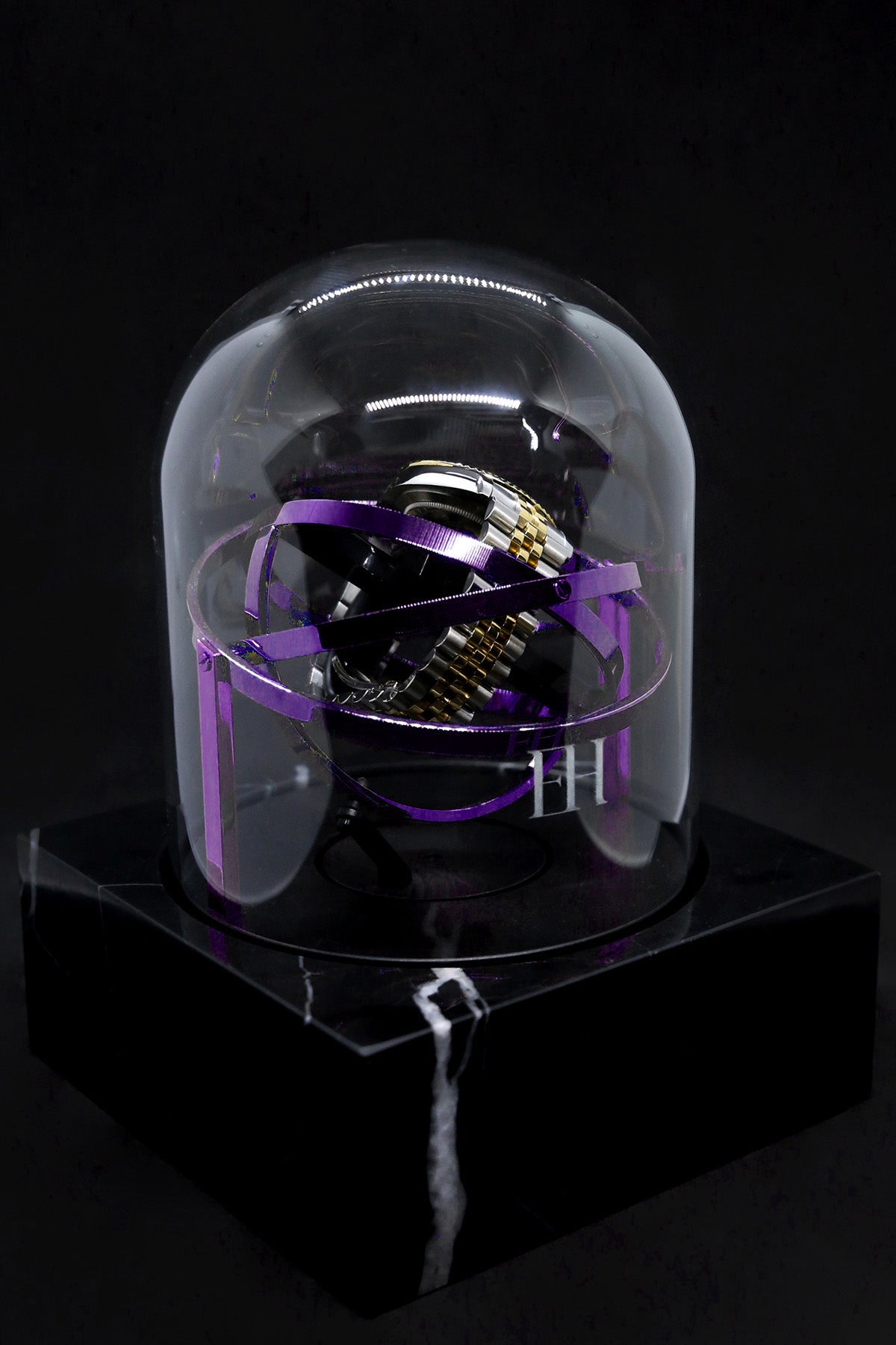 The Voyager I - Nero Marquina Base, Single